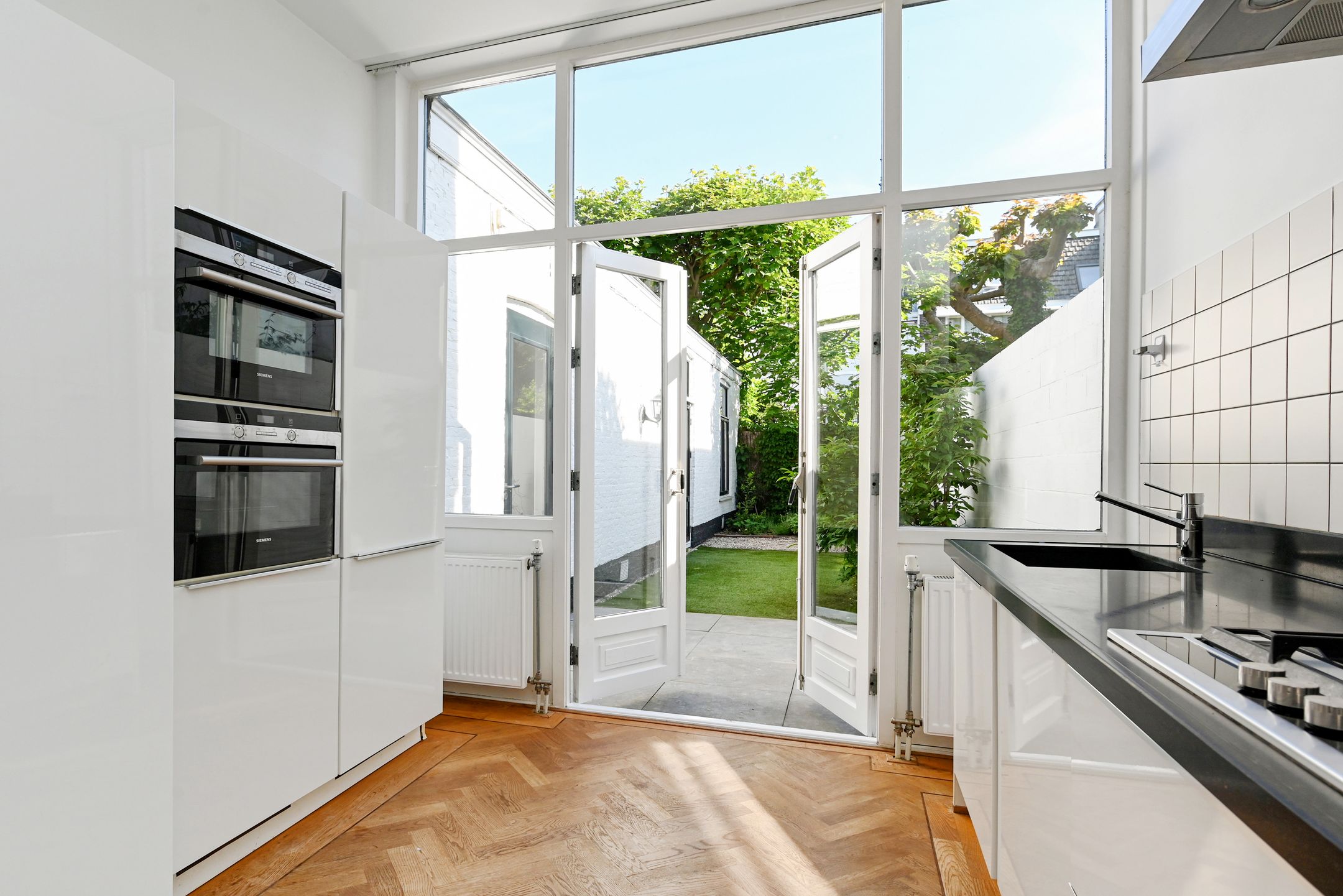 Photo 3 of Obrechtstraat 233