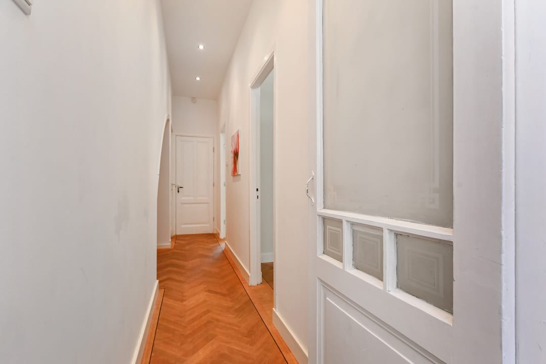Photo 8 of Obrechtstraat 233