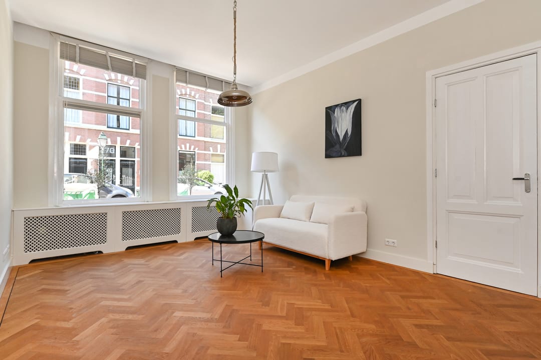 Photo 11 of Obrechtstraat 233