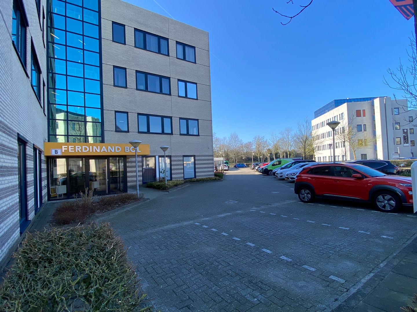 Bekijk foto 3 van Dokter van Deenweg 74