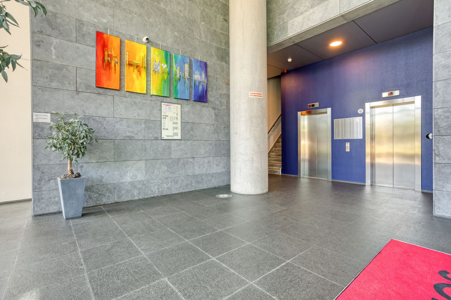 Foto 10 van Winkelcentrum Woensel 141