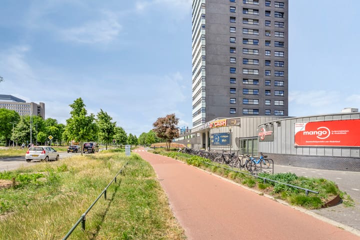 Foto 39 van Winkelcentrum Woensel 141