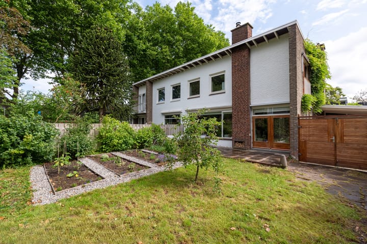 Photo 3 of Sint Eustatiusstraat 11