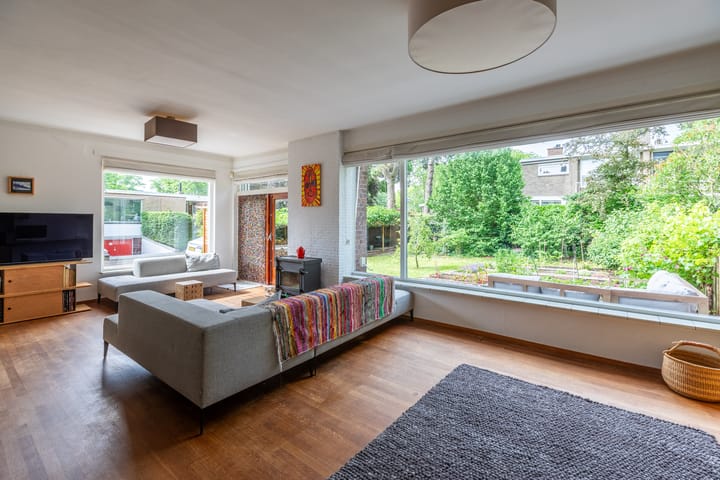 Photo 13 of Sint Eustatiusstraat 11