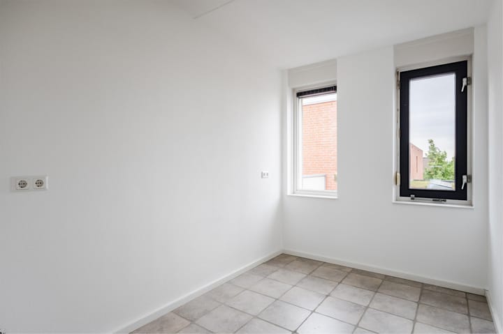 Foto 17 van Groot-Brittanniëstraat 234