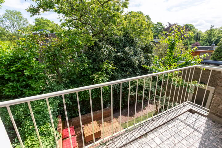 Photo 34 of Sint Eustatiusstraat 11