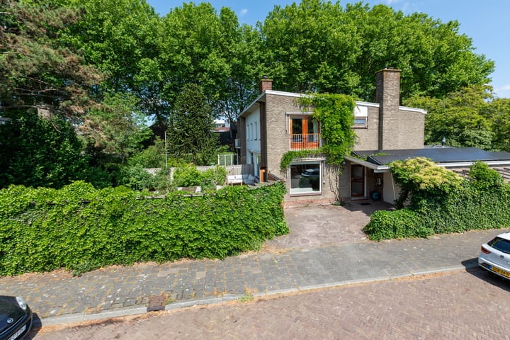 Photo 45 of Sint Eustatiusstraat 11