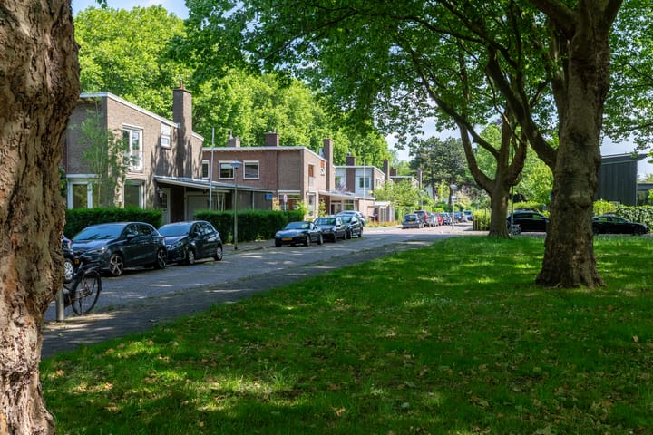 Photo 47 of Sint Eustatiusstraat 11