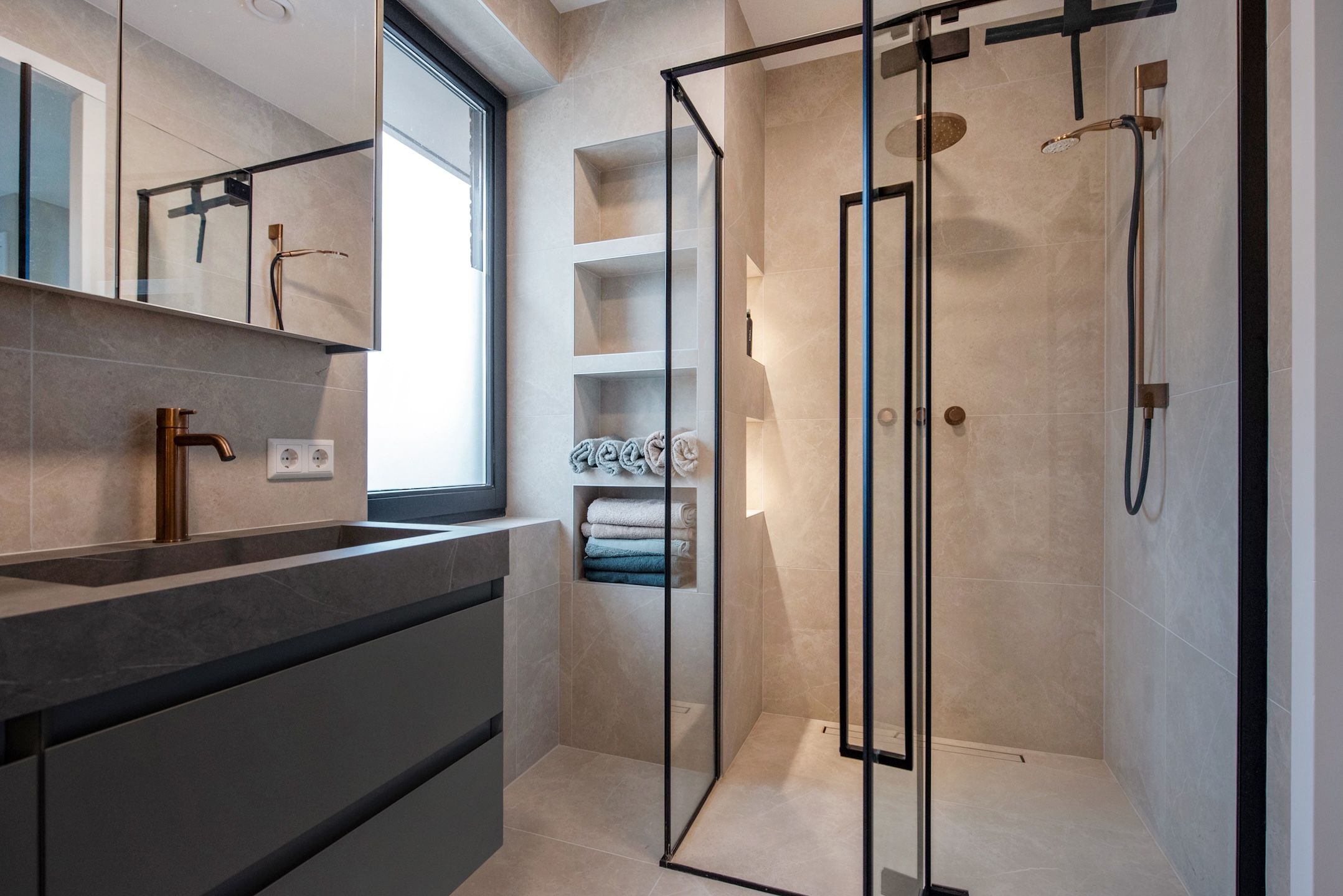 Photo 30 of Lookwatering 55-A