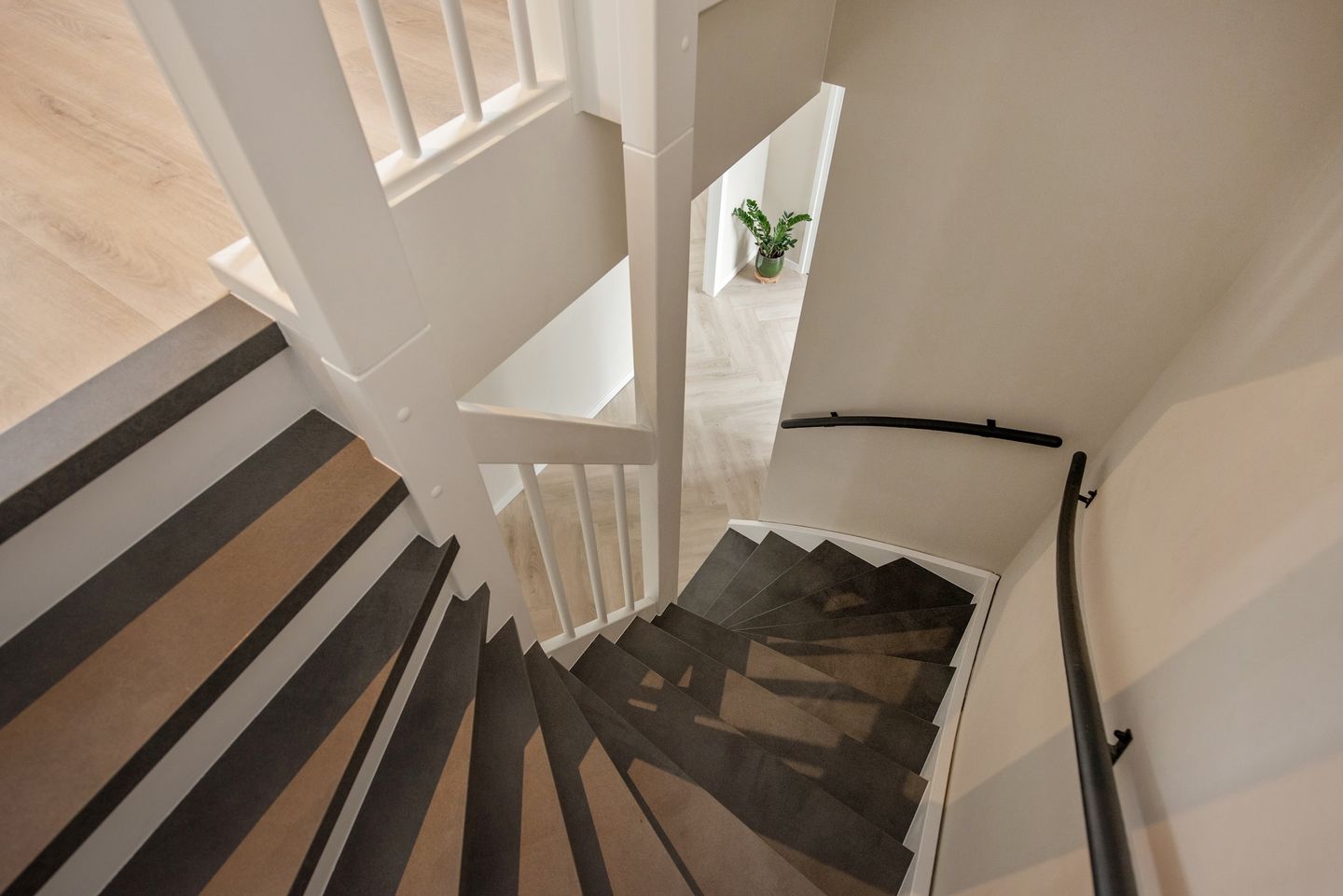 Photo 40 of Lookwatering 55-A