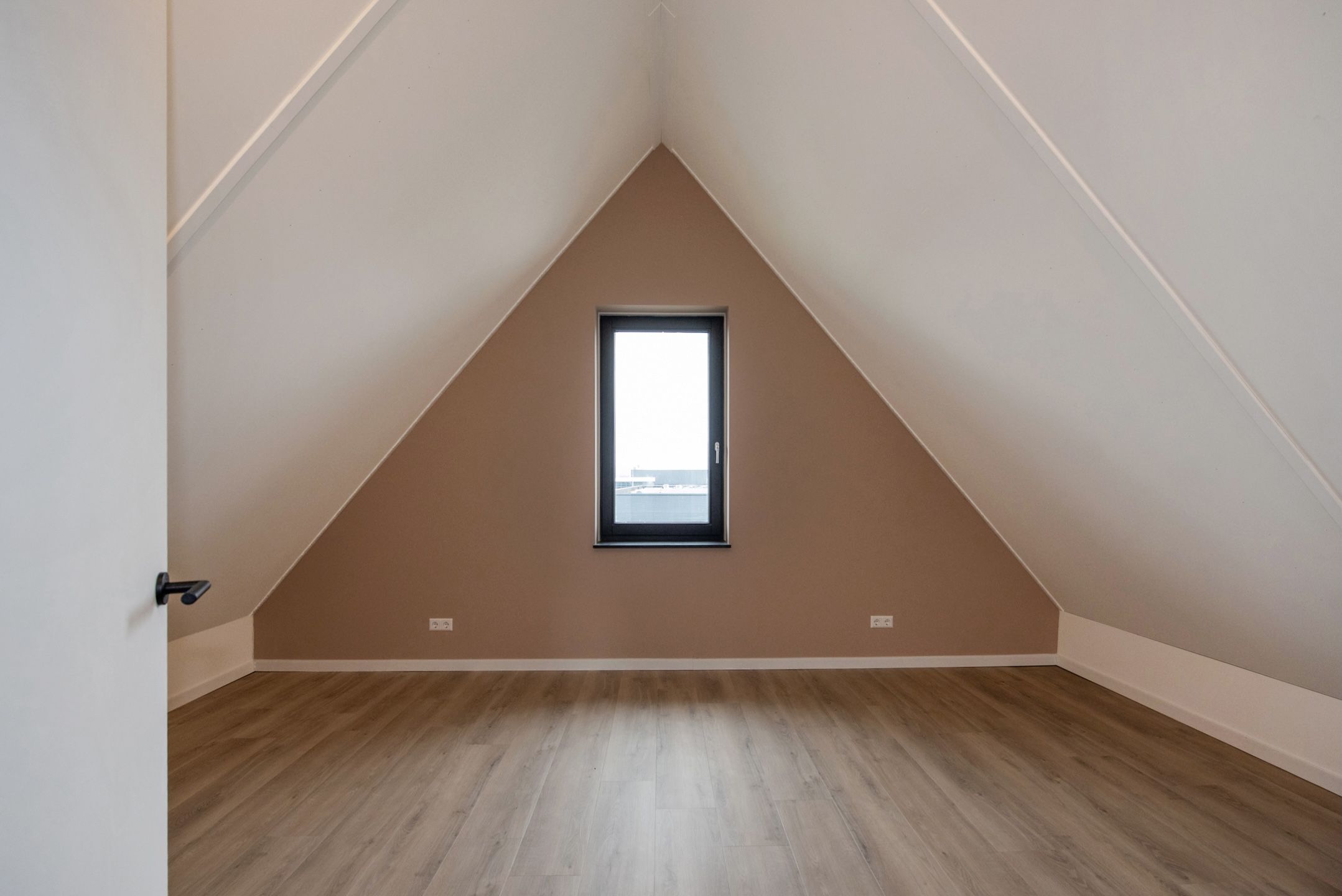 Photo 42 of Lookwatering 55-A