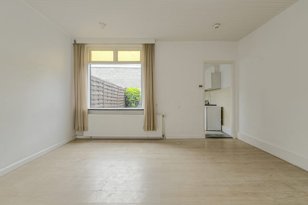 Photo 8 of Plataanstraat 17