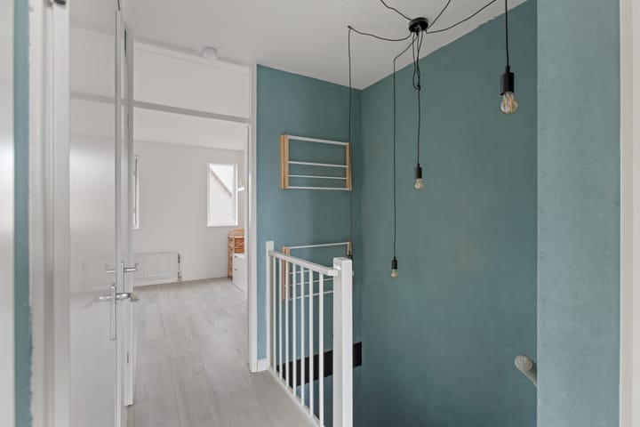 Photo 15 of Schoolstraat 7