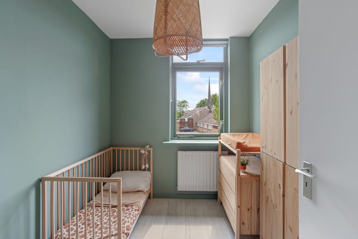 Photo 19 of Schoolstraat 7