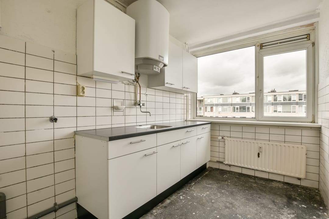 Photo 7 of Van Oldenbarneveltplein 42