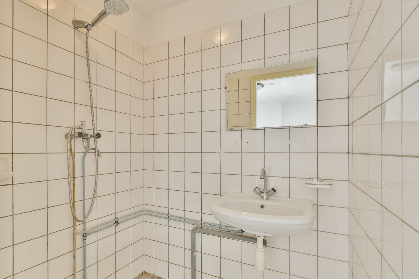 Photo 10 of Van Oldenbarneveltplein 42