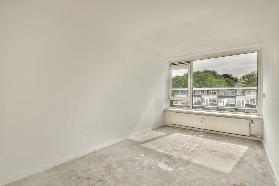 Photo 11 of Van Oldenbarneveltplein 42