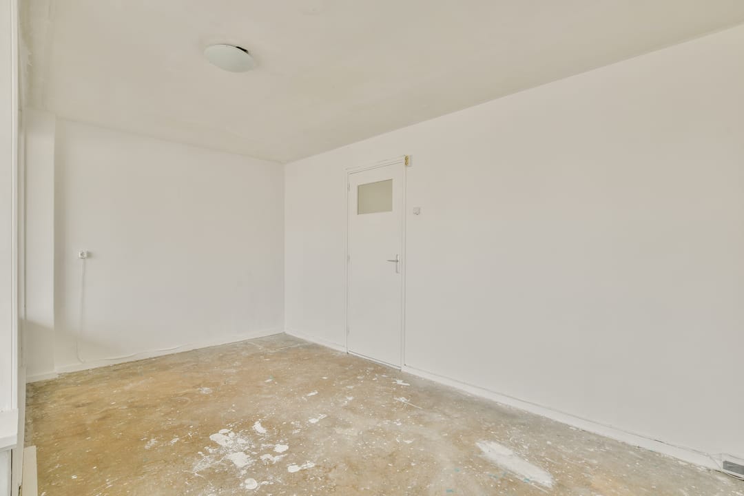 Photo 13 of Van Oldenbarneveltplein 42