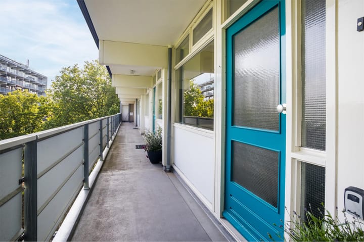 Photo 18 of Houtsmastraat 80