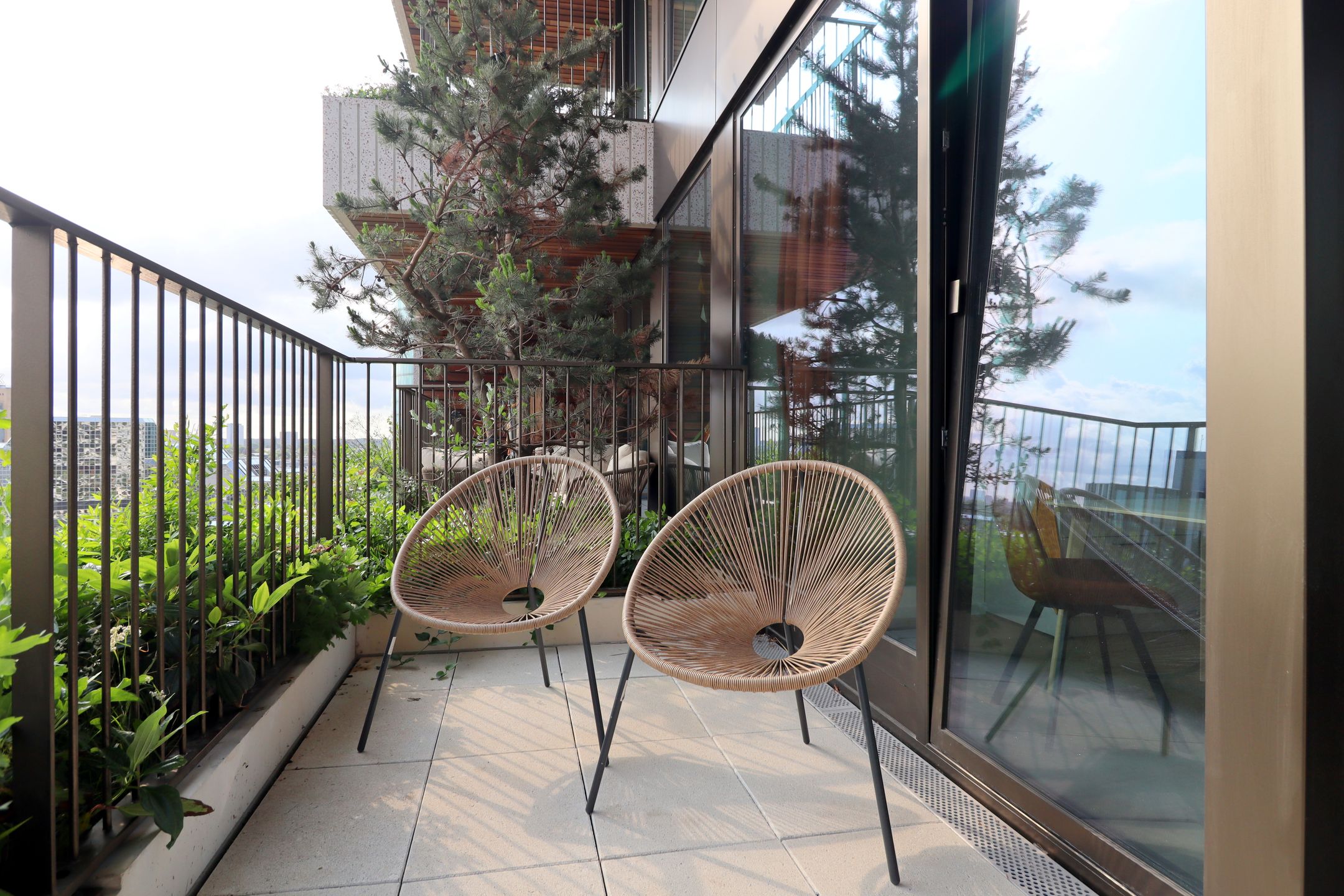 Foto 15 van Hoola van Nootenstraat 273