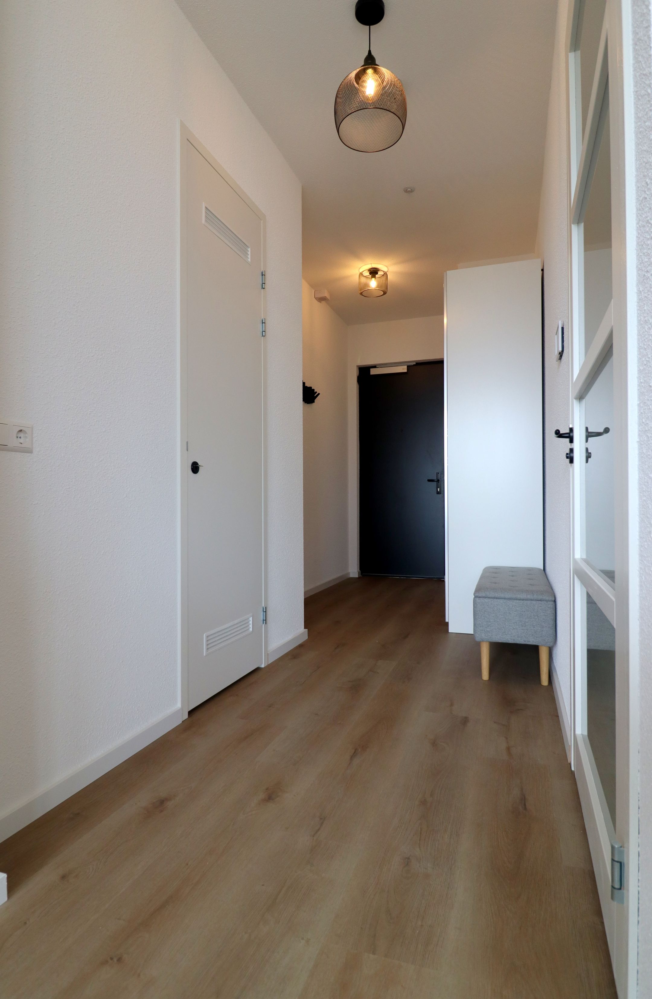 Foto 18 van Hoola van Nootenstraat 273