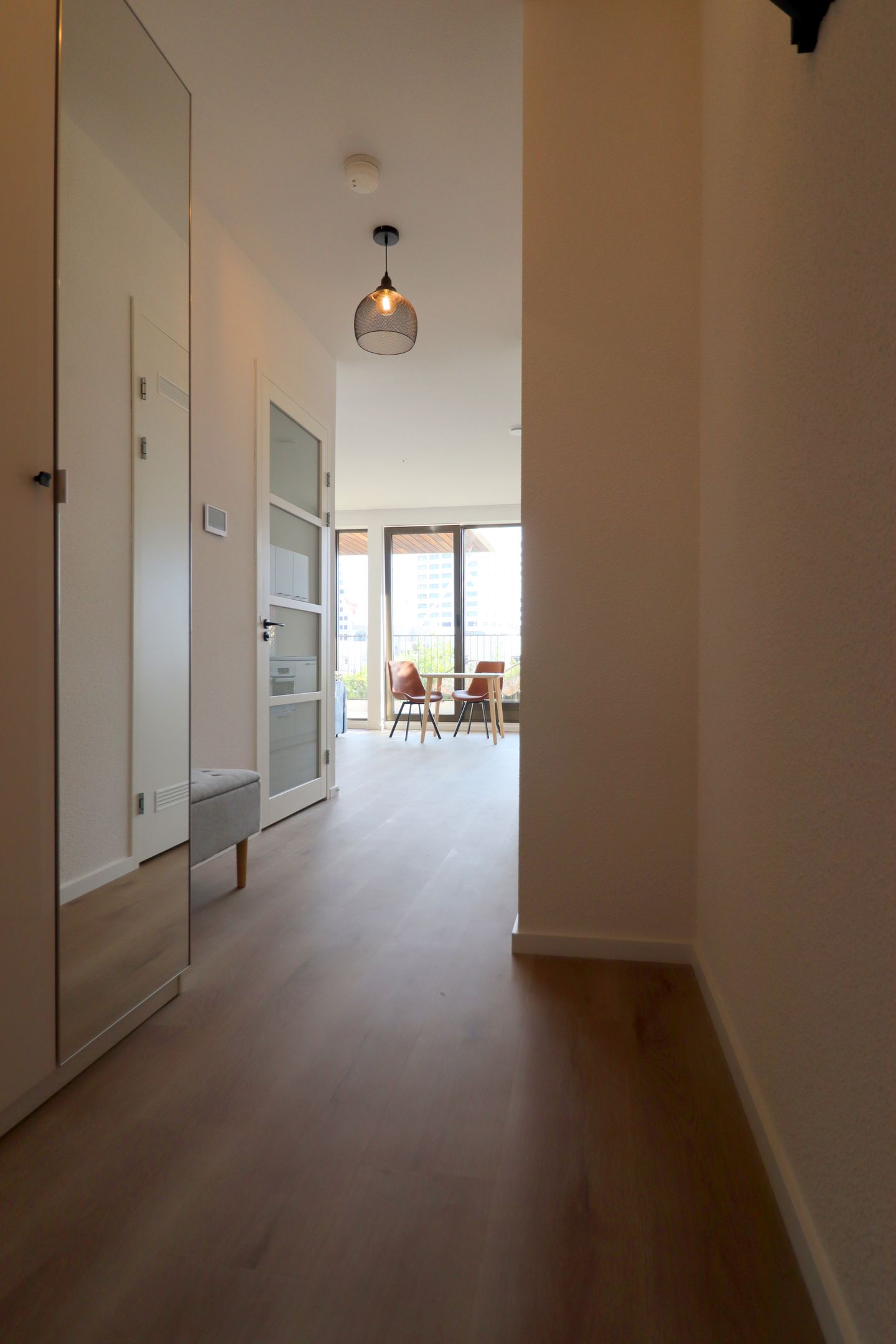 Foto 19 van Hoola van Nootenstraat 273