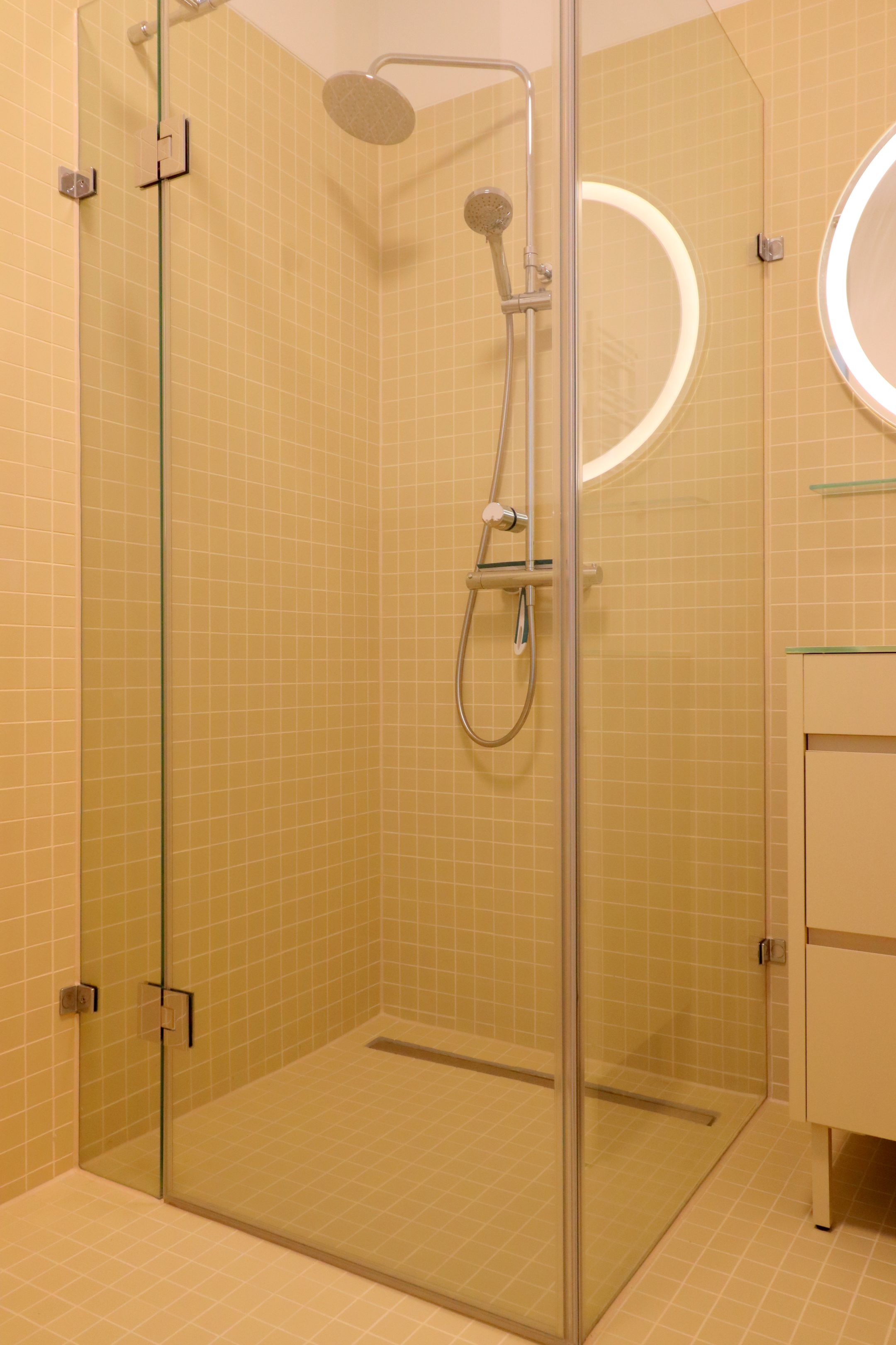 Foto 21 van Hoola van Nootenstraat 273