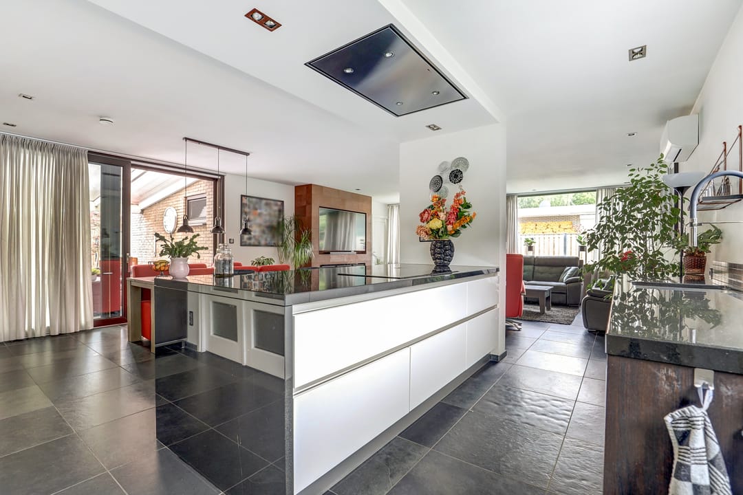 Photo 13 of Anjerstraat 69