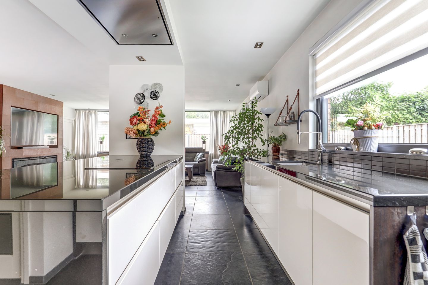 Photo 14 of Anjerstraat 69