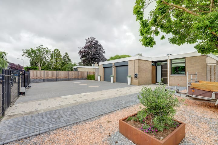 Foto 44 van Anjerstraat 69