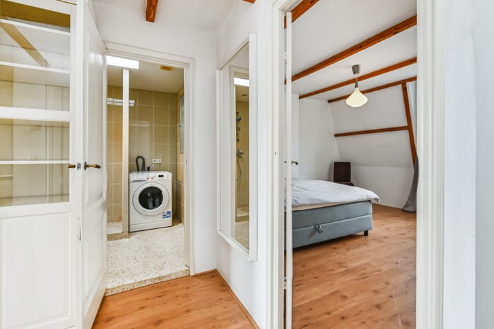 Foto 32 van Dirk Hoogenraadstraat 111