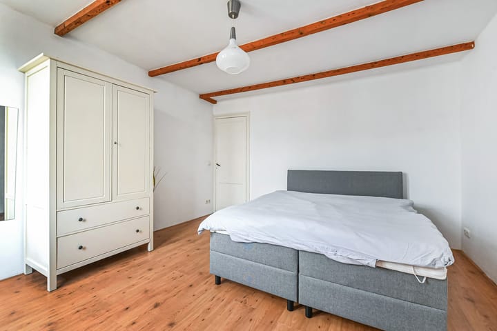 Foto 37 van Dirk Hoogenraadstraat 111