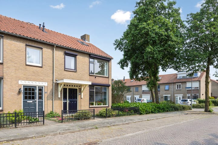 Foto 28 van Watersnipstraat 110