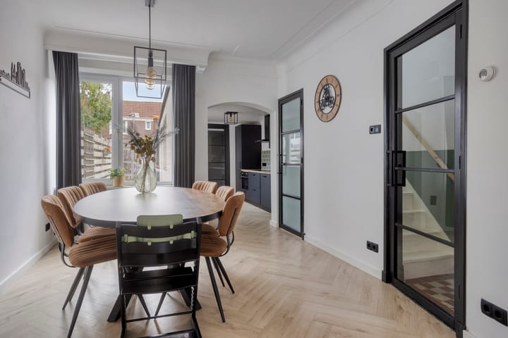 Photo 7 of Blazoenstraat 32