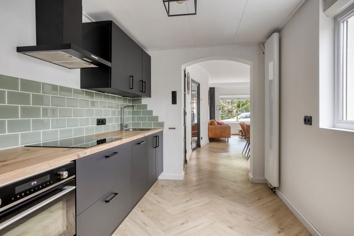 Photo 10 of Blazoenstraat 32