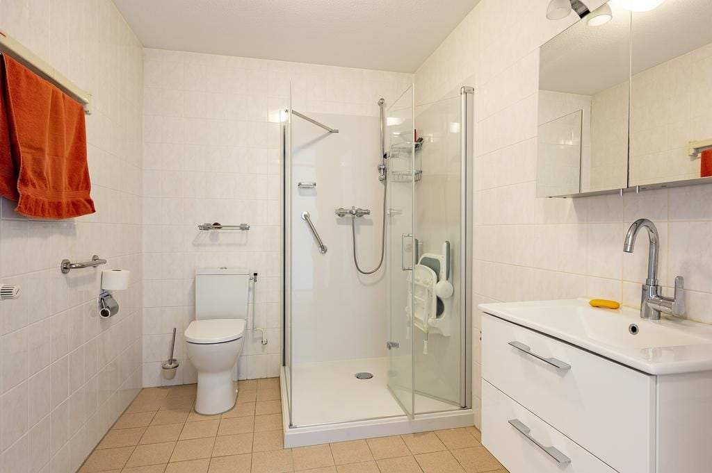 Foto 4 van Middeldijkerplein 68