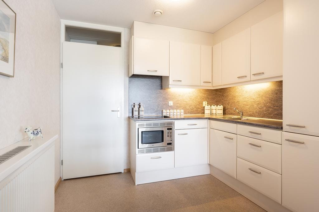 Foto 16 van Middeldijkerplein 68