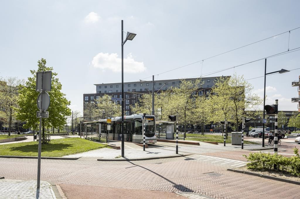 Foto 26 van Middeldijkerplein 68