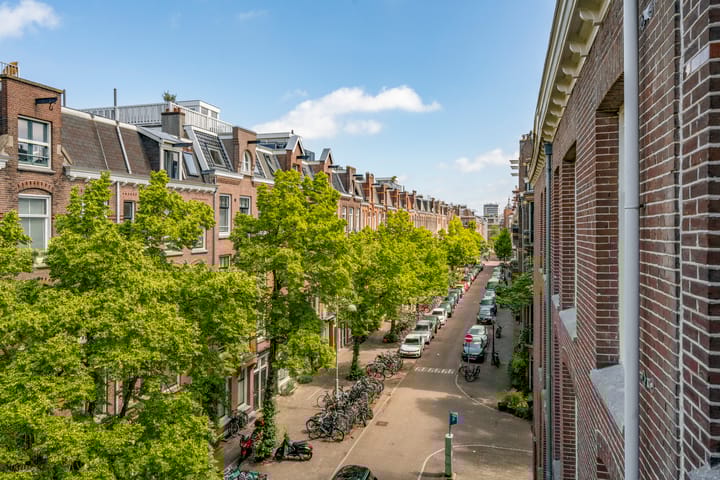 Photo 12 of Pieter Aertszstraat 48-3