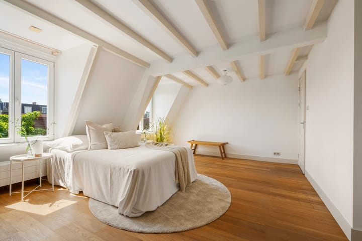 Photo 36 of Pieter Aertszstraat 48-3