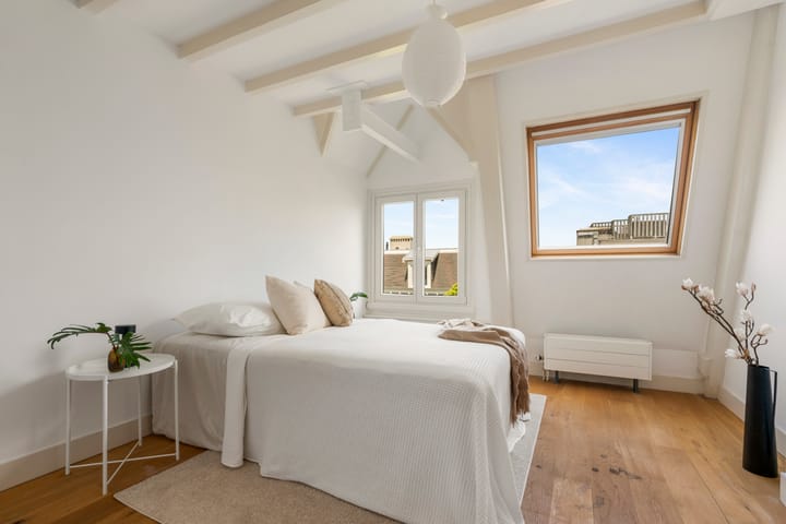 Photo 37 of Pieter Aertszstraat 48-3