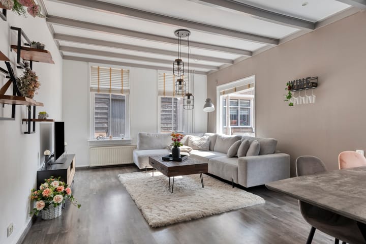 Photo 5 of Poststraat 16