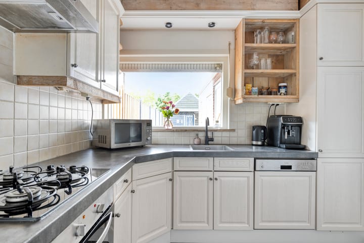 Photo 13 of Poststraat 16