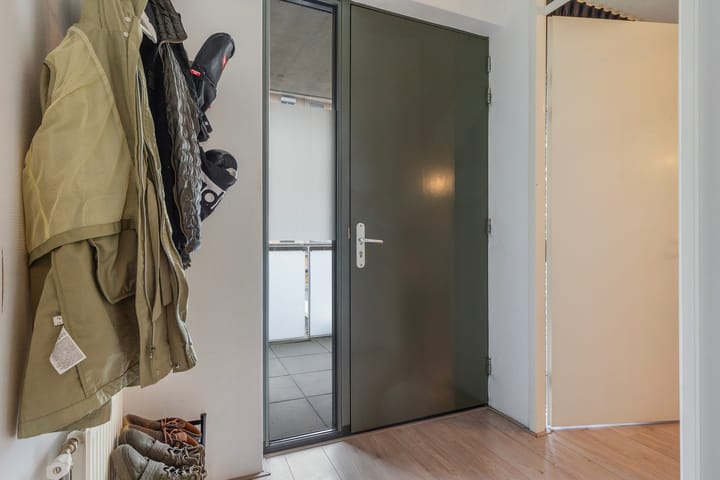 Foto 17 van Bouwe Landlaan 42