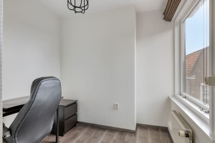 Photo 24 of Poststraat 16