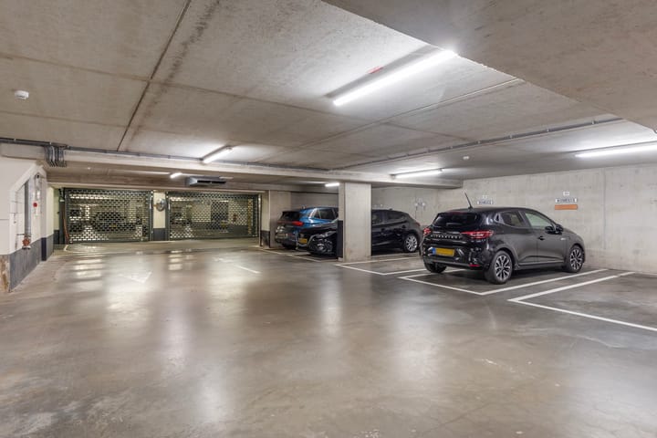 Foto 23 van Bouwe Landlaan 42