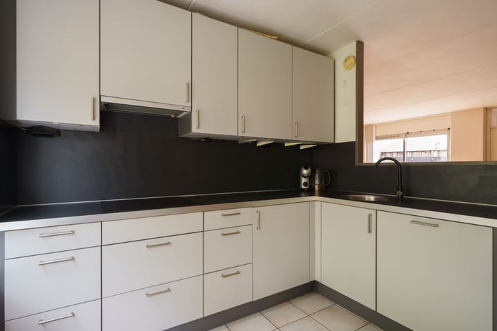 Foto 15 van Lotusbloemweg 71