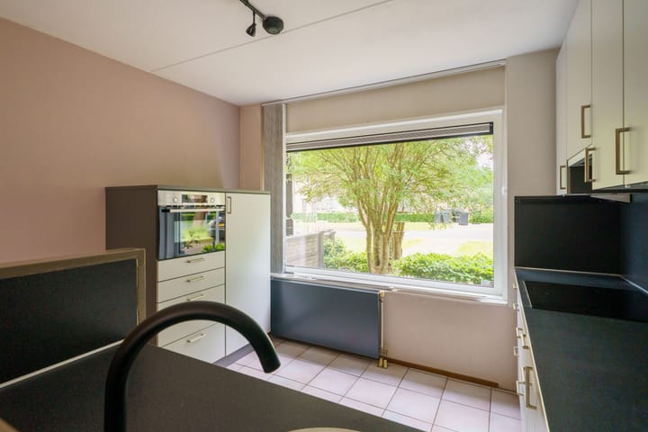 Foto 16 van Lotusbloemweg 71