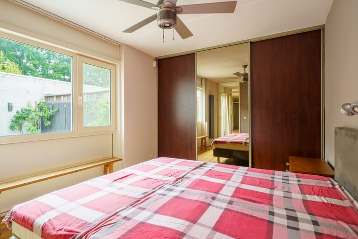 Foto 18 van Lotusbloemweg 71