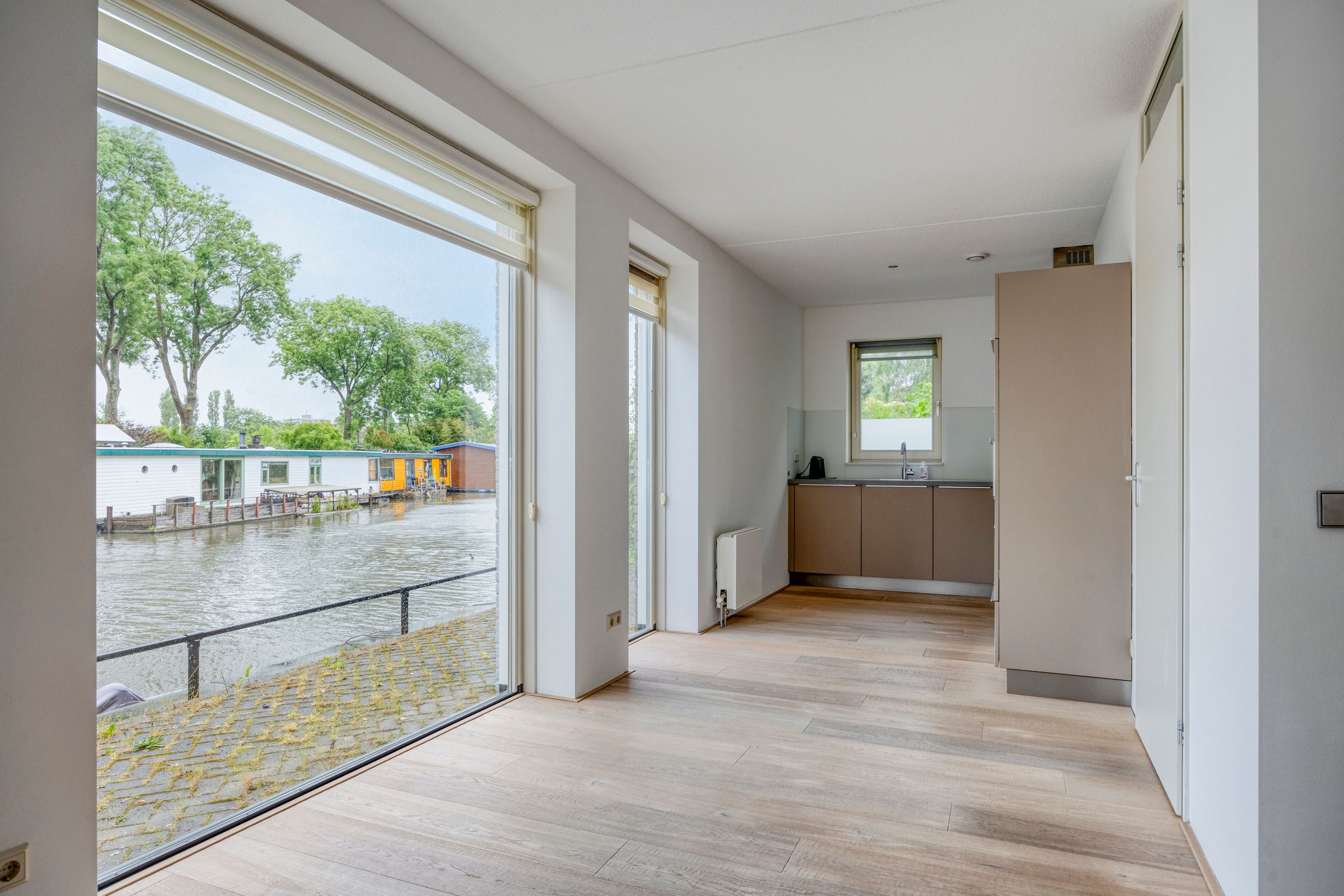 Foto 12 van Overweerse polderdijk 61-B